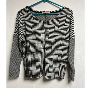 Philosophy republic clothing xs sweater black white design‎ long sleeve